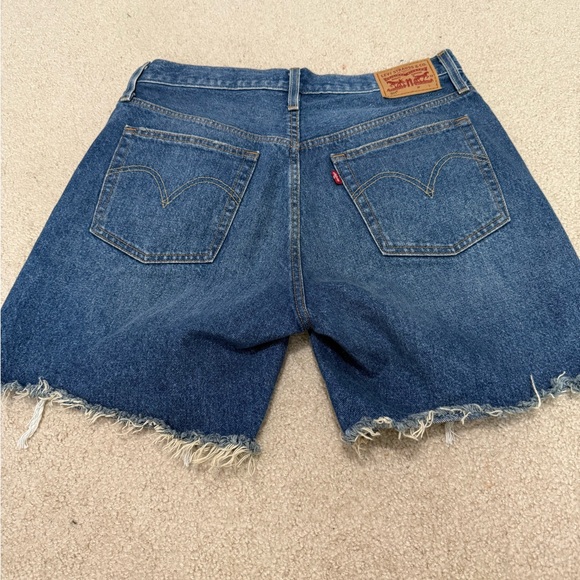Levi's Classic Blue Ripped Jean Shorts - Picture 2 of 4